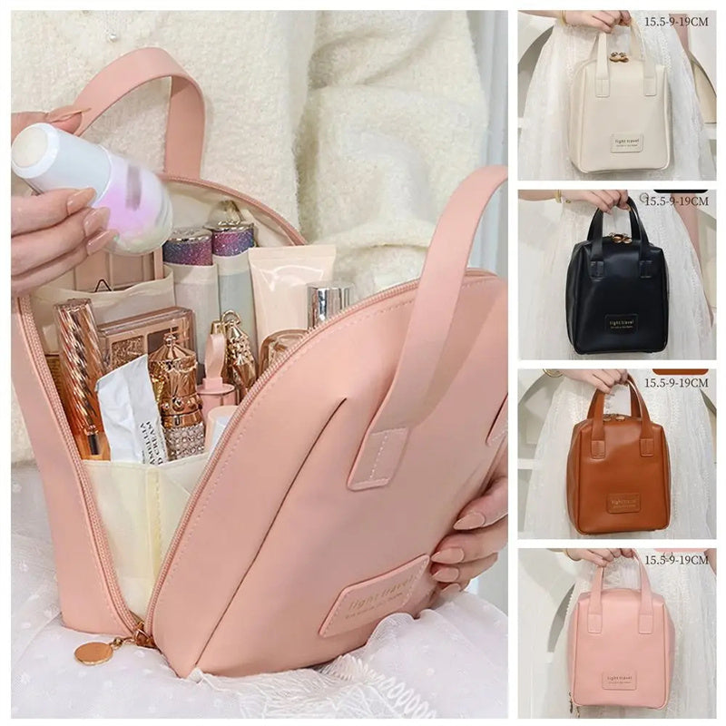 Shell-Shaped Makeup Pouch Secondary image